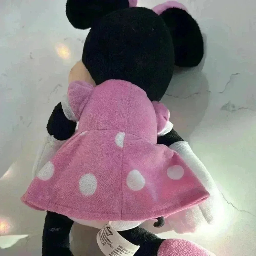 18” Minnie Mouse Plush.  Great used condition. We’ve outgrown it! - Picture 5 of 5